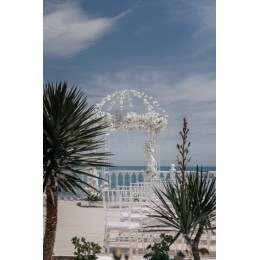 Ветка металлическая с розами Петрасвет S4036